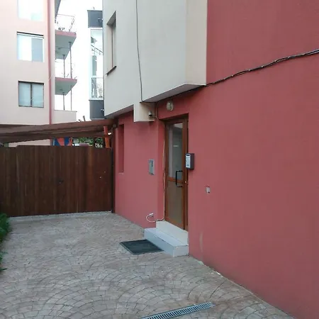 Sarafov Apartmán *